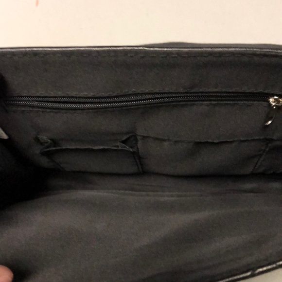 Purse - Picture 5 of 6